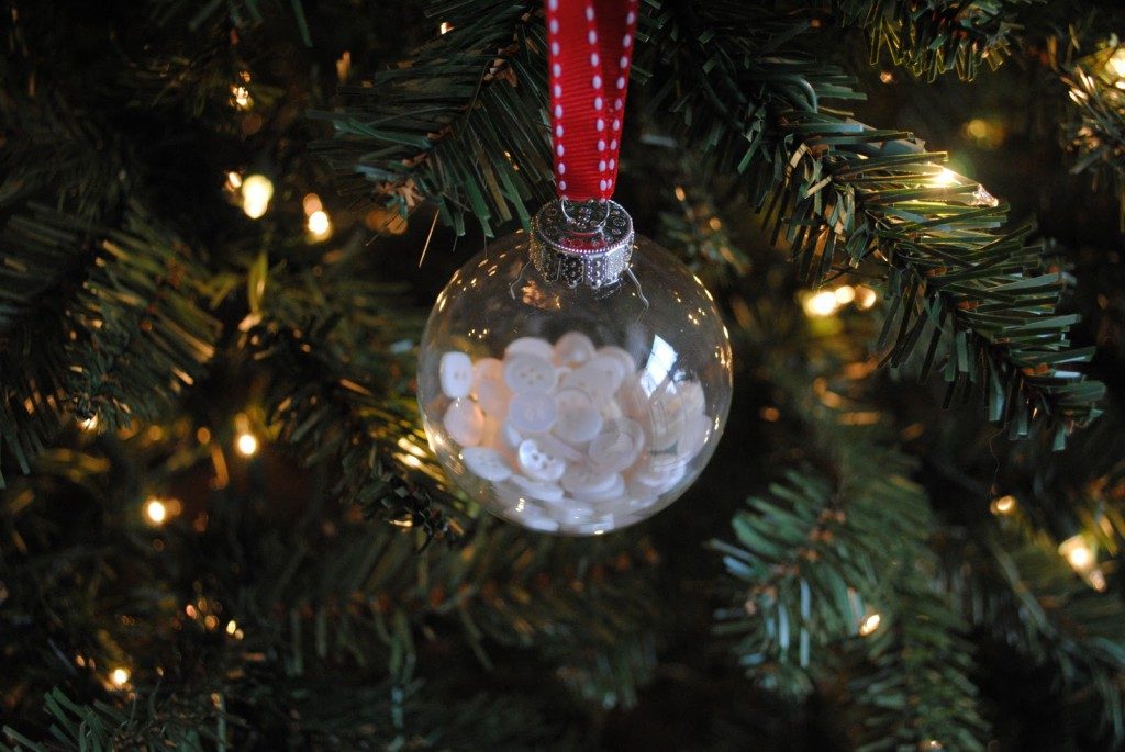 3 Christmas Decoration DIYs That You Will Lift Your Spirit