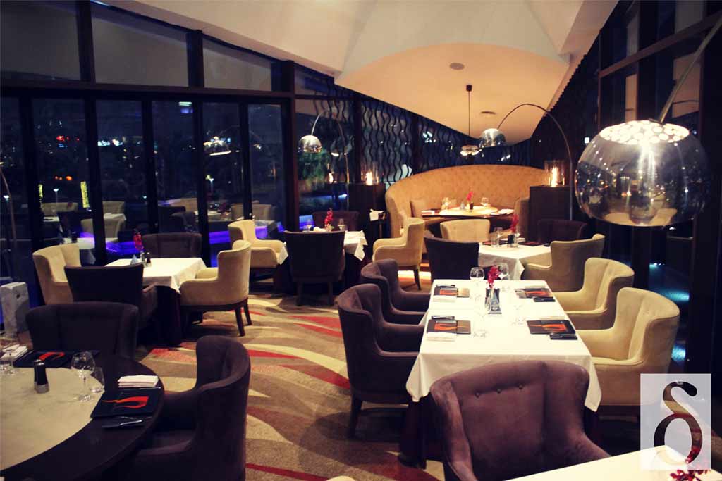 Nooks & Corners: Legends Restaurant Dubai Review